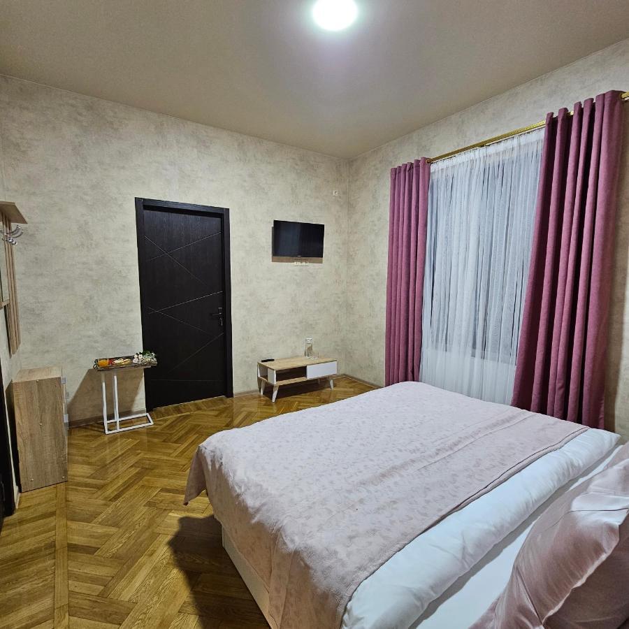 Memory Basket Otel Kutaisi Dış mekan fotoğraf